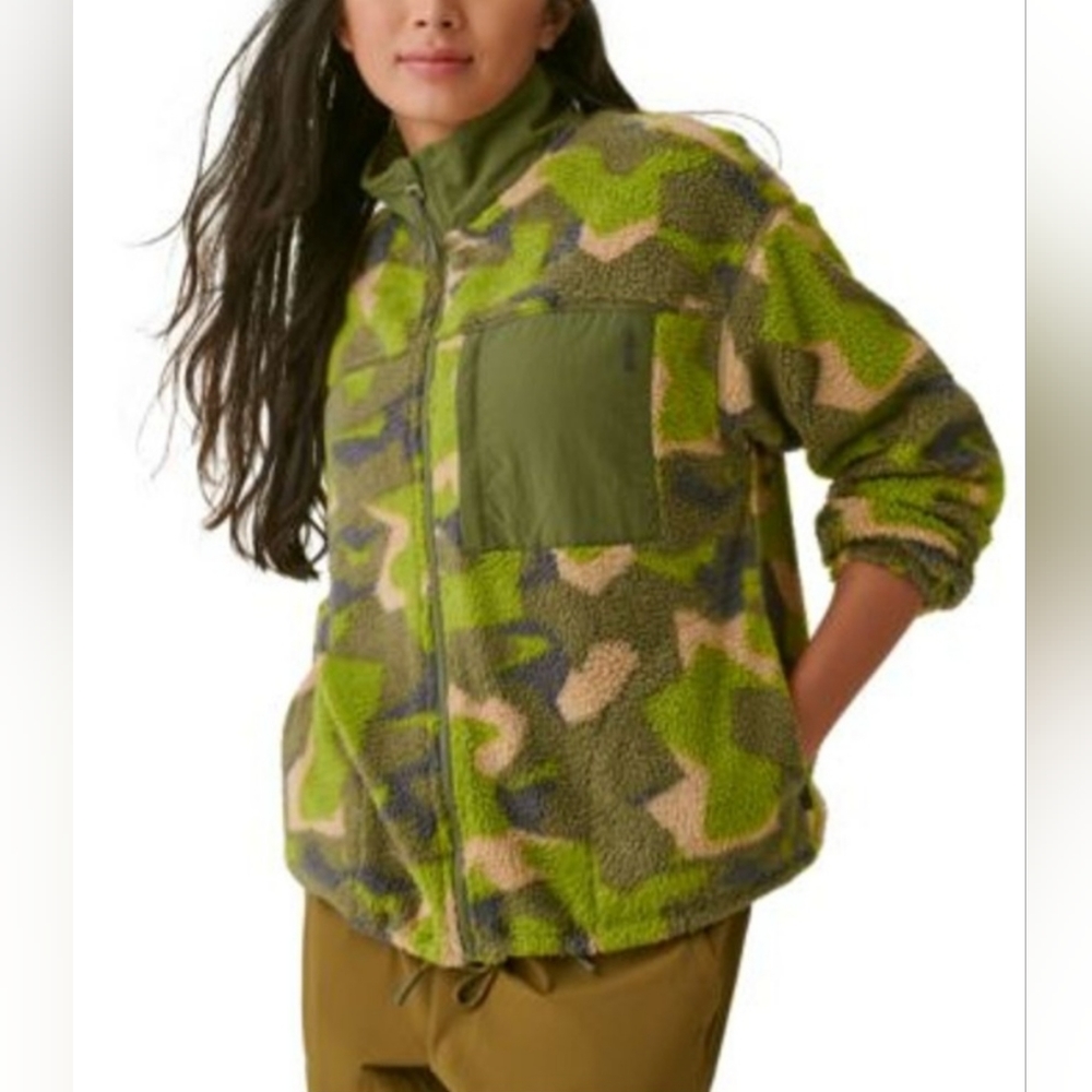 BASS OUTDOOR WOMEN'S COASTAL SHERPA ZIP UP CAMO PRINT JACKET NWT SIZE MEDIUM
